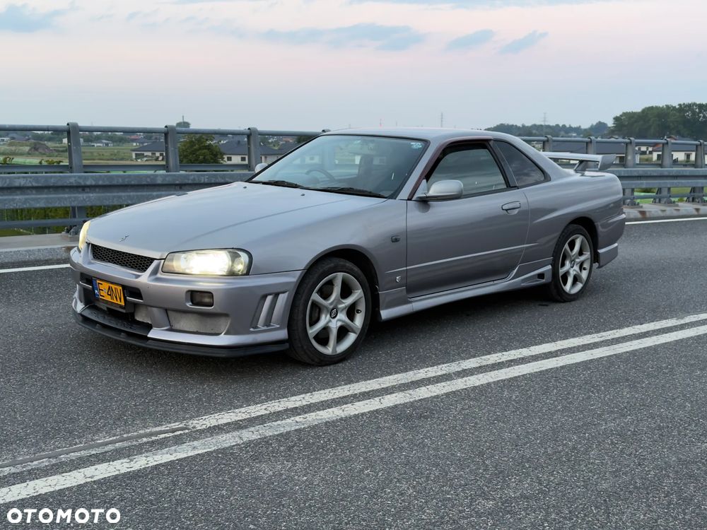 Nissan Skyline - 6