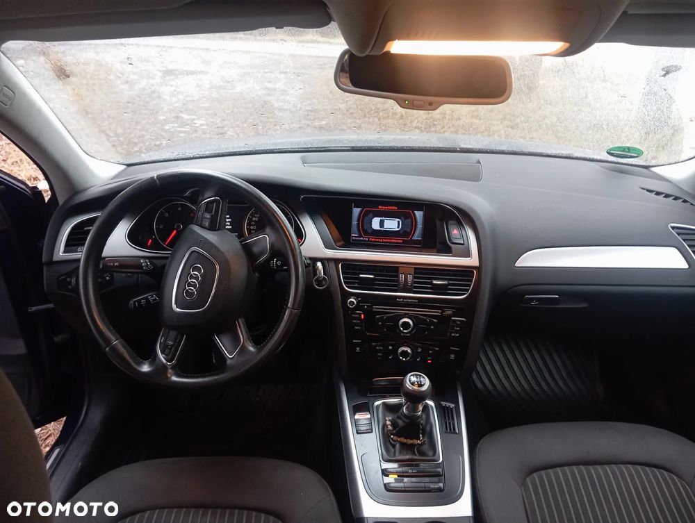 Audi A4 Avant 2.0 TDI DPF clean diesel Attraction - 15