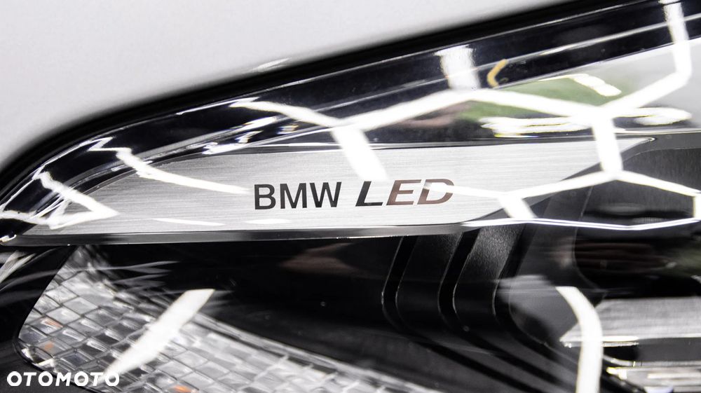 BMW Seria 5 520d xDrive - 13