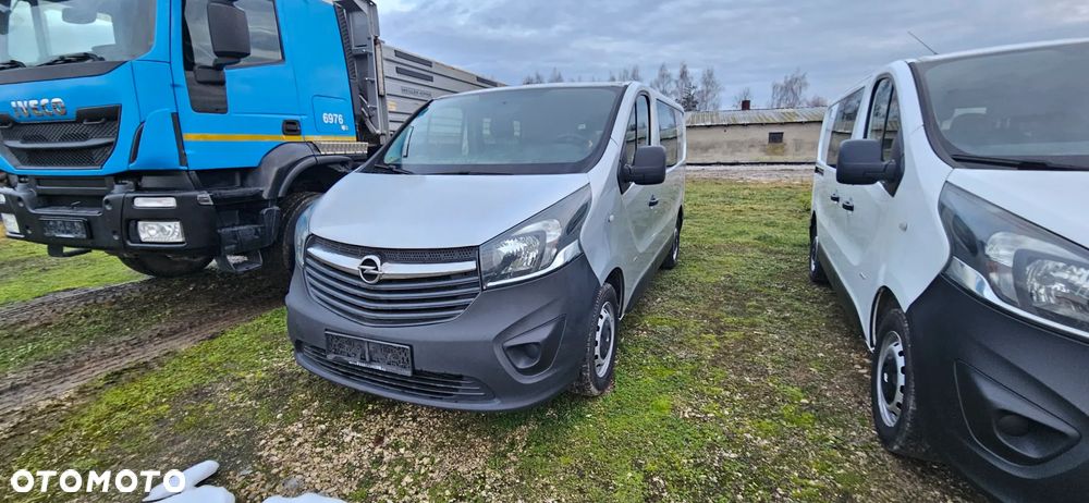 Opel Vivaro - 30
