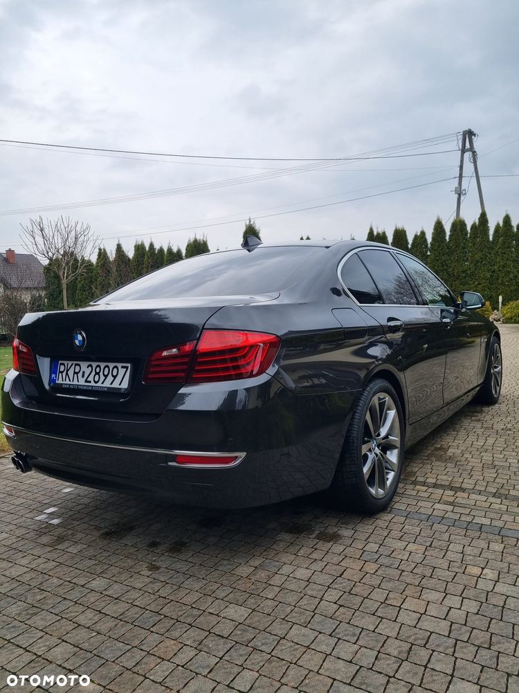 BMW Seria 5 520d Luxury Line - 6