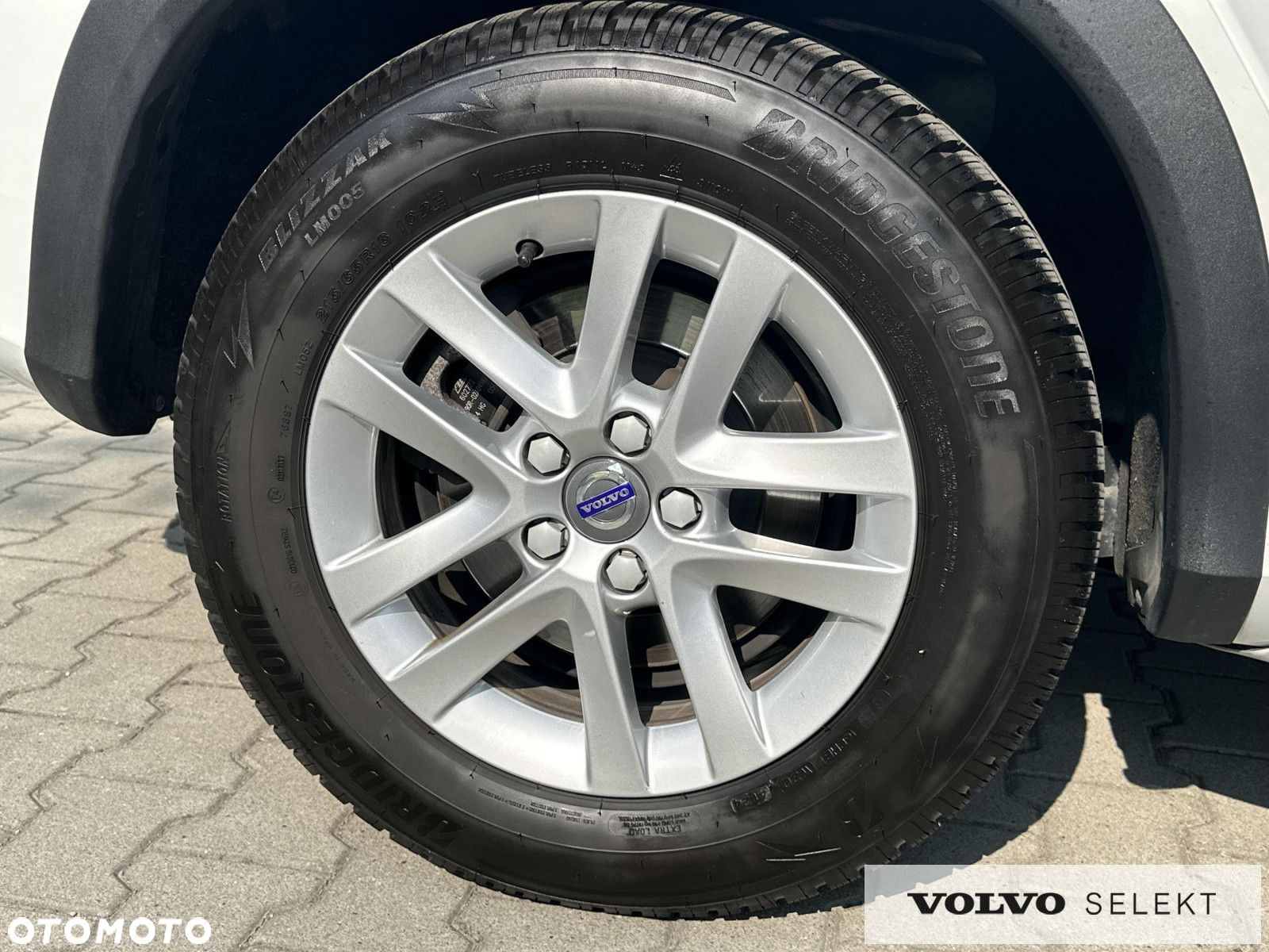 Volvo V60 Cross Country - 19