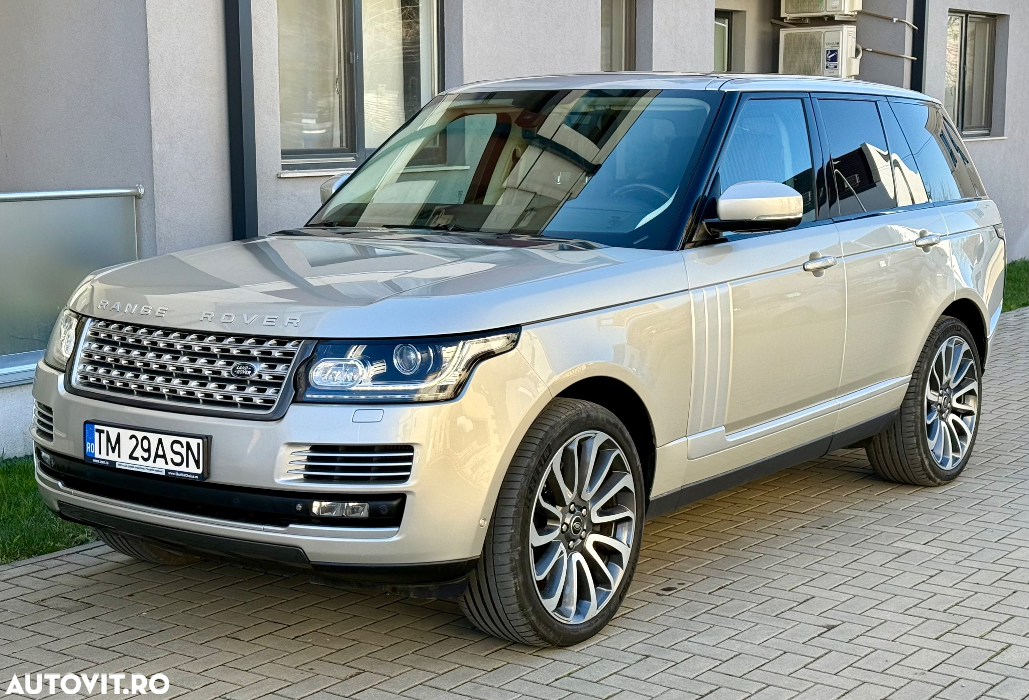 Land Rover Range Rover 3.0 I TDV6 Autobiography - 2