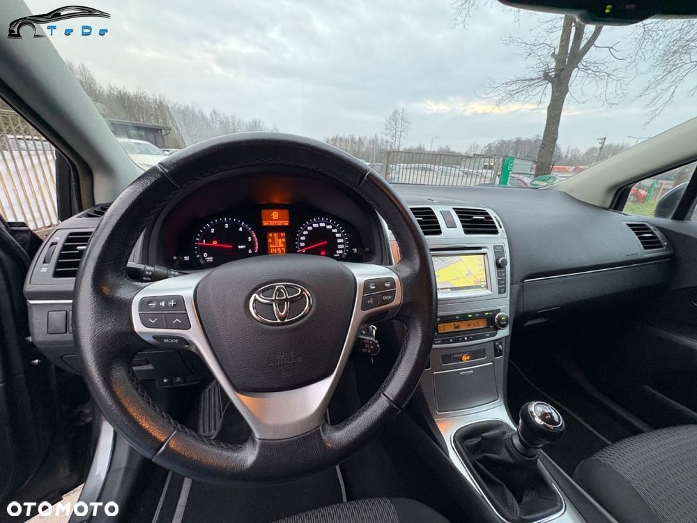 Toyota Avensis 2.0 D-4D Sol plus+NAVI - 23