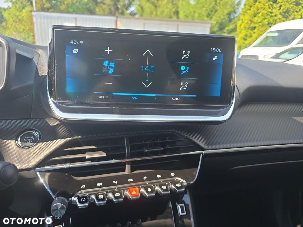 Peugeot 2008 1.5 BlueHDi Allure S&S - 12