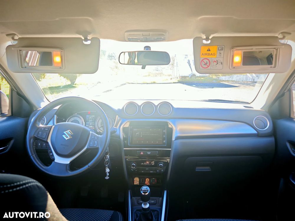 Suzuki Vitara 1.4 Passion - 8