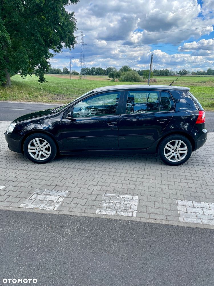 Volkswagen Golf V 1.9 TDI Comfortline DSG - 3