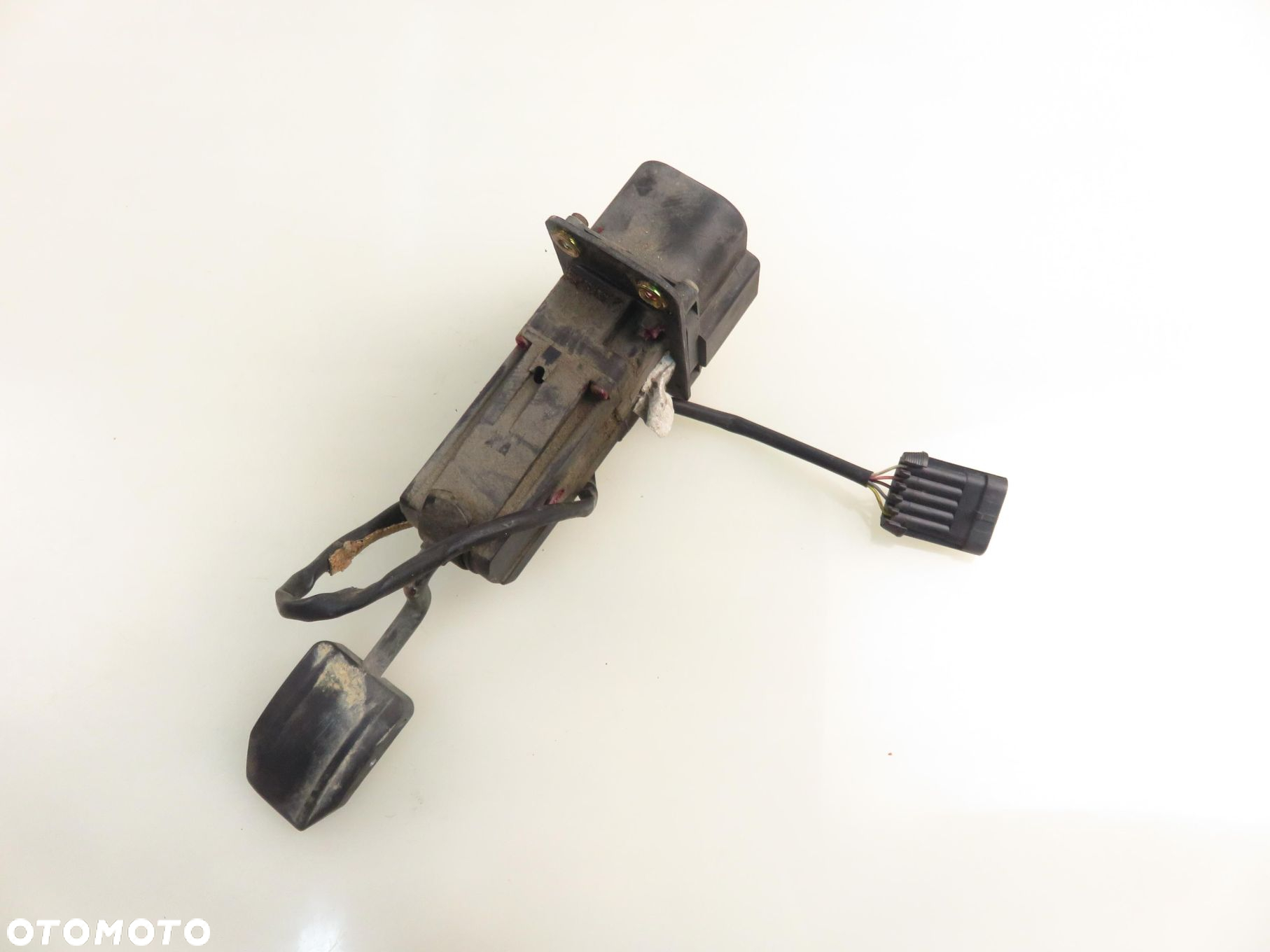 POTENCJOMETR GAZU IVECO EuroCargo I-III 3.9  504152162 - 3
