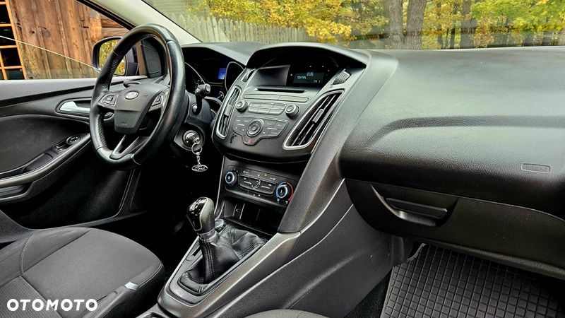 Ford Focus 1.6 Trend - 6