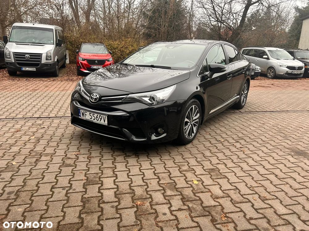 Toyota Avensis 1.8 Premium - 6