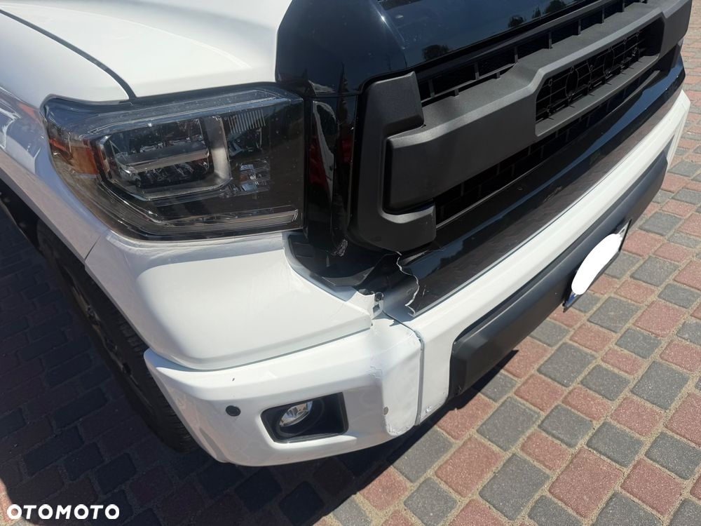 Toyota Tundra - 8