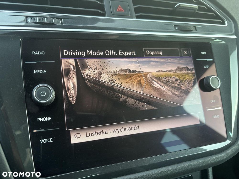 Volkswagen Tiguan 2.0 TSI 4Mot R DSG - 38