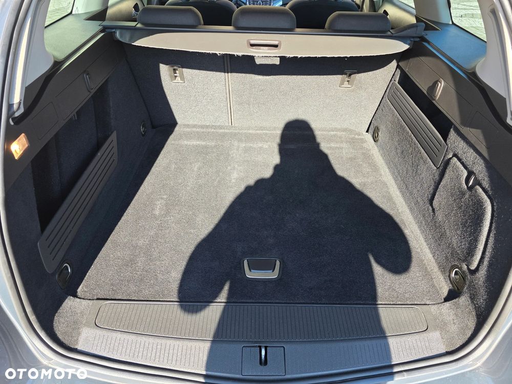 Opel Astra 1.4 Turbo Active - 28