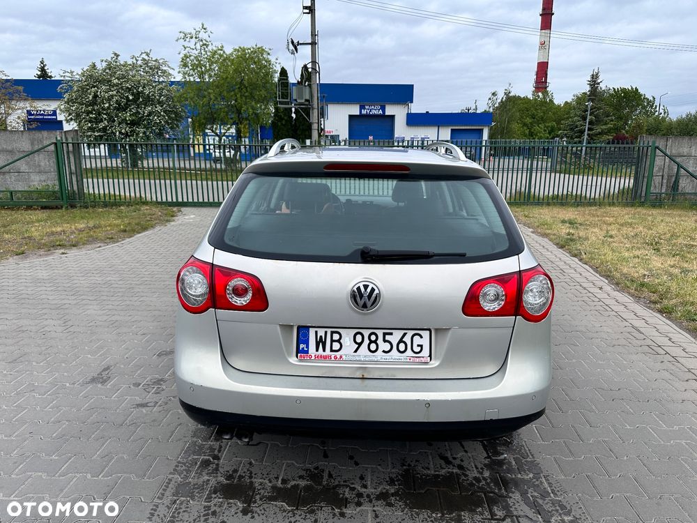 Volkswagen Passat 2.0 TDI DPF Comfortline DSG - 17
