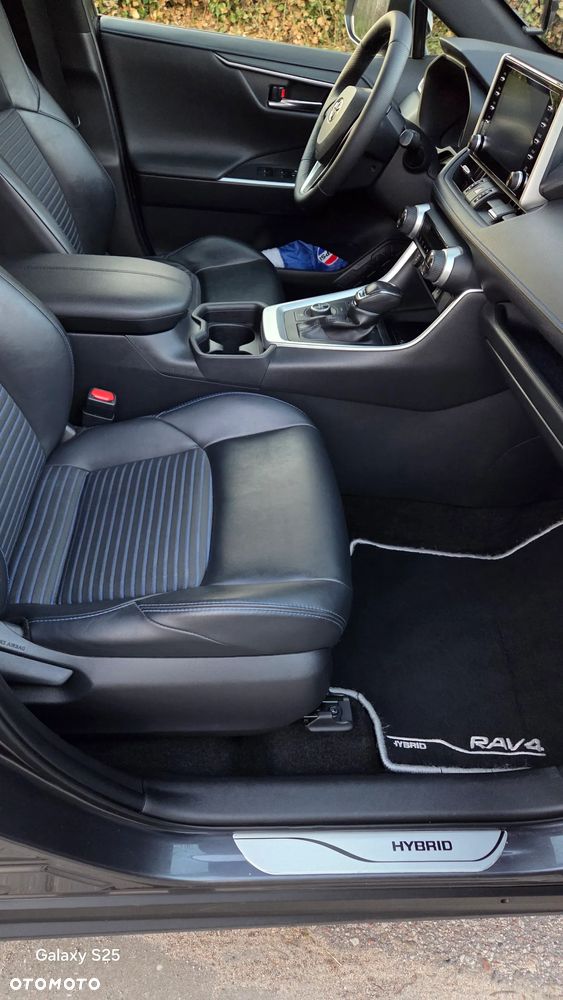 Toyota RAV4 2.5 Hybrid Selection 4x4 - 17