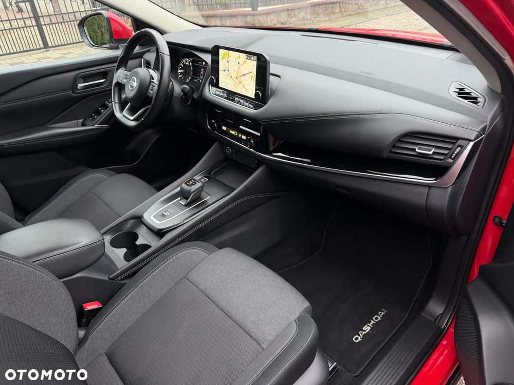 Nissan Qashqai 1.3 DIG-T N-Connecta DCT - 12