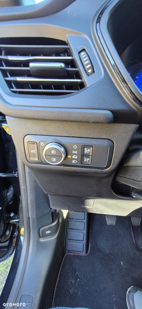 Ford Kuga 2.0 EcoBlue Hybrid ST-LINE - 31