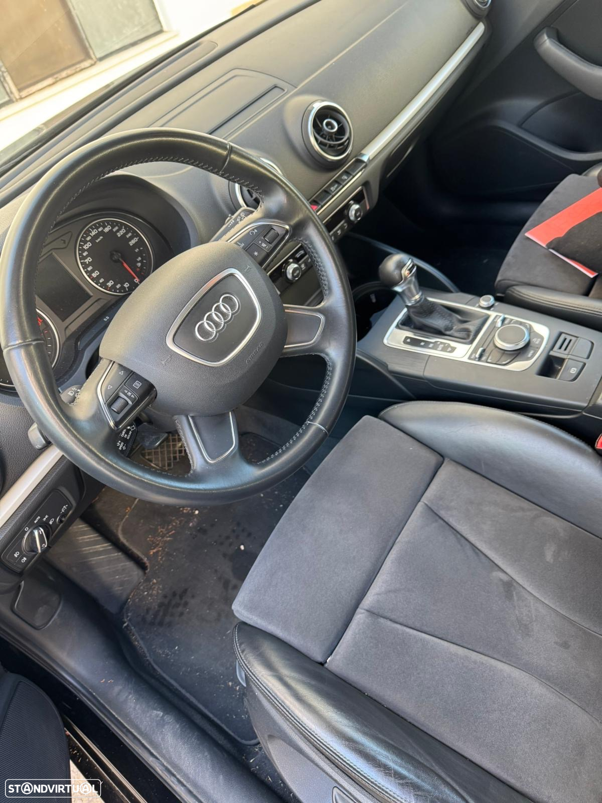Audi A3 Sportback 1.6 TDI Sport S tronic - 4