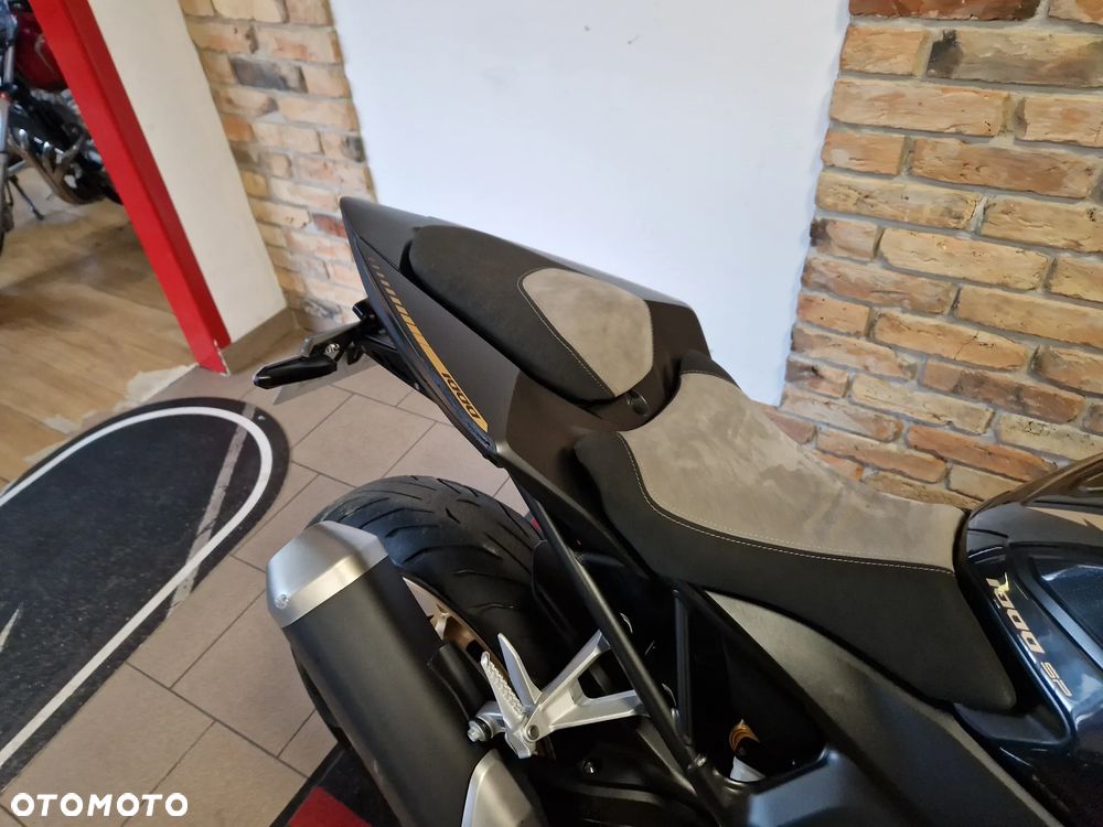Honda Hornet - 26