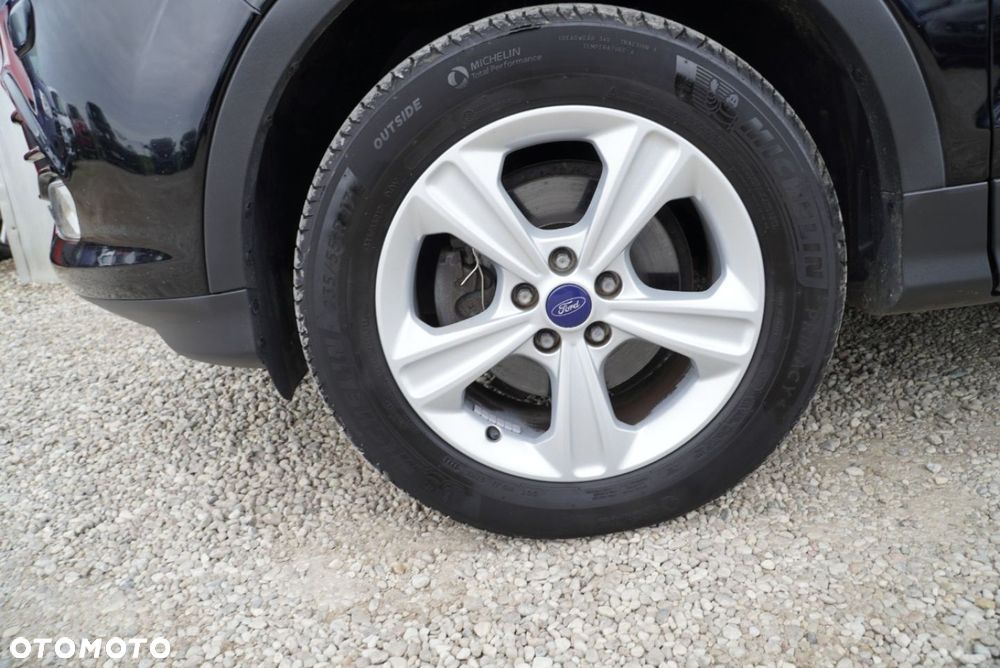 Ford Kuga 1.5 EcoBoost 2x4 Titanium - 27