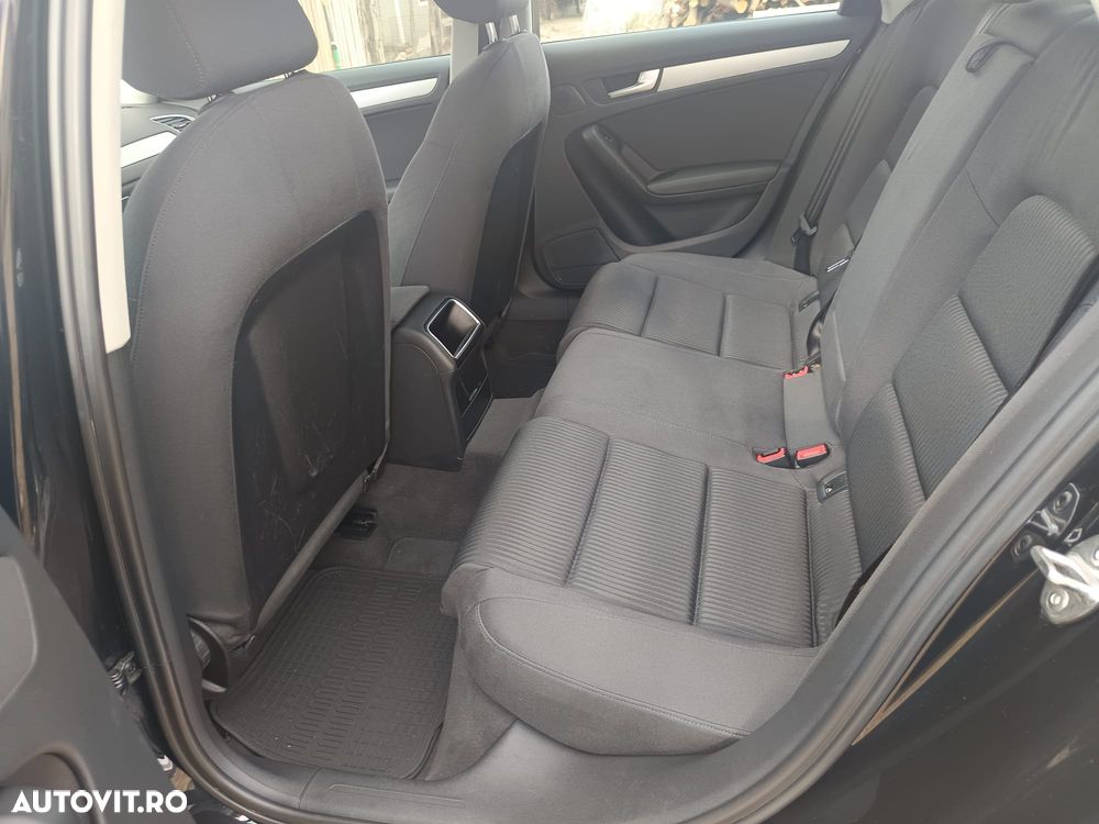 Audi A4 Limuzina 2.0 TDI B8 - 8