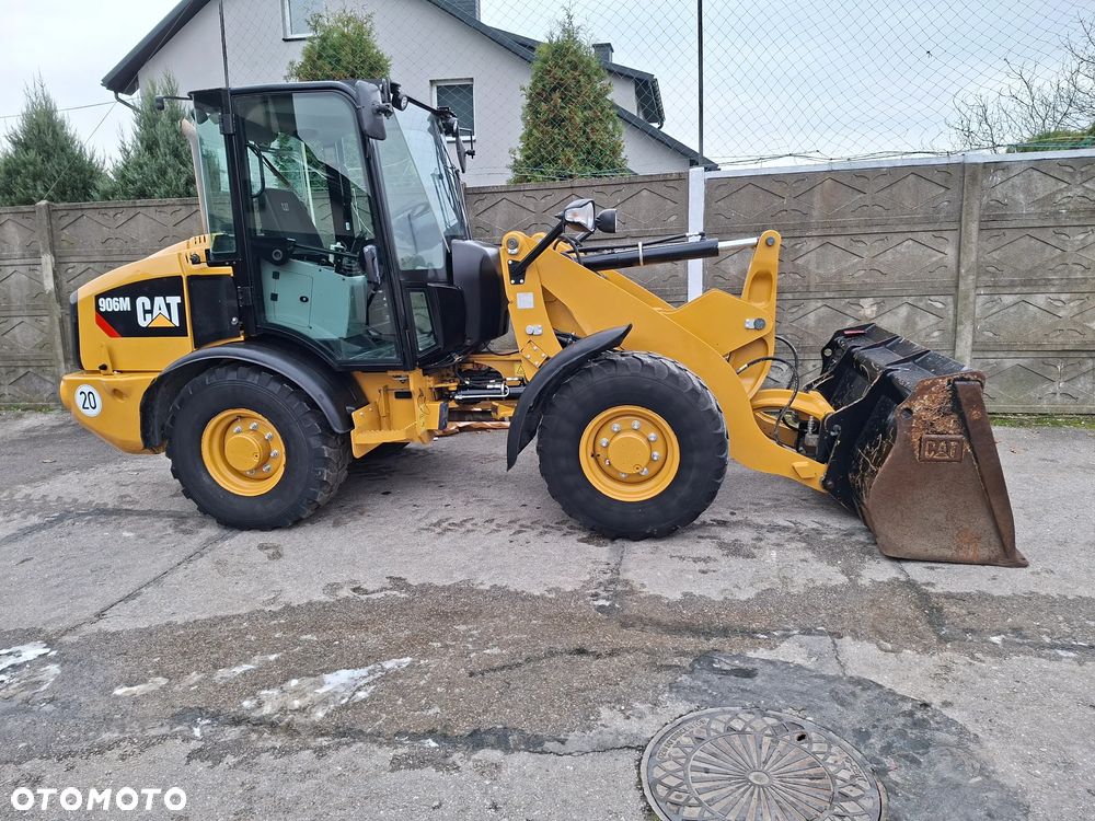 Caterpillar CAT 906 M - 11