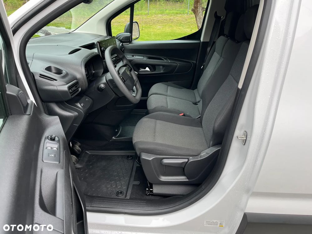 Citroën Berlingo MPV XL BlueHDi 100 FEEL - 11