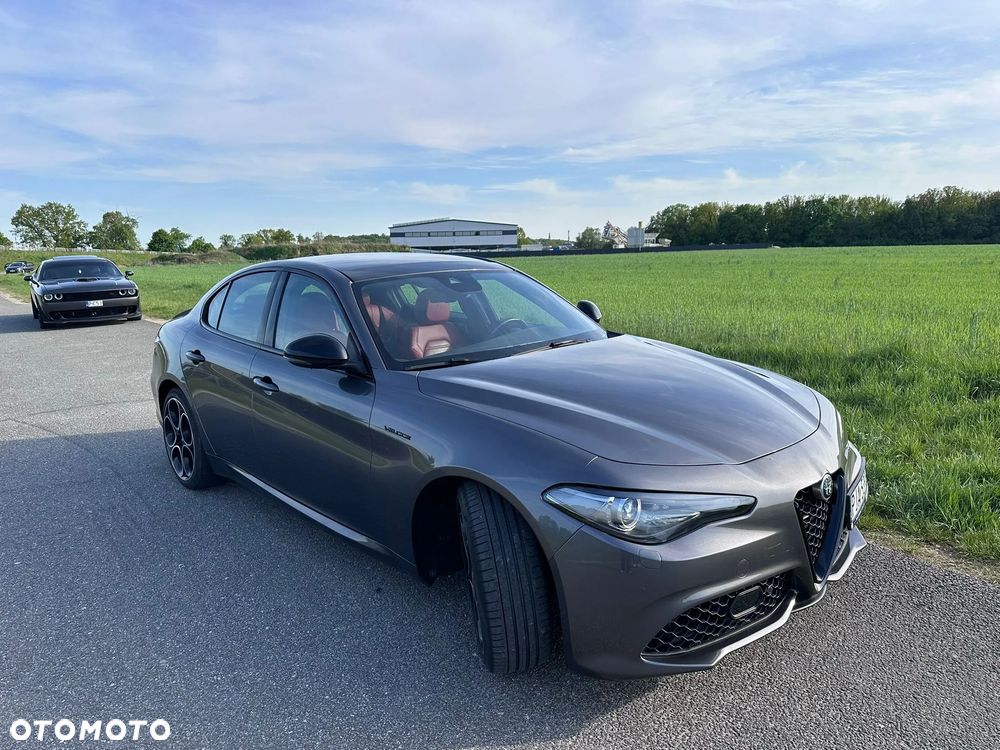 Alfa Romeo Giulia 2.0 Turbo 16V AT8 Veloce - 10