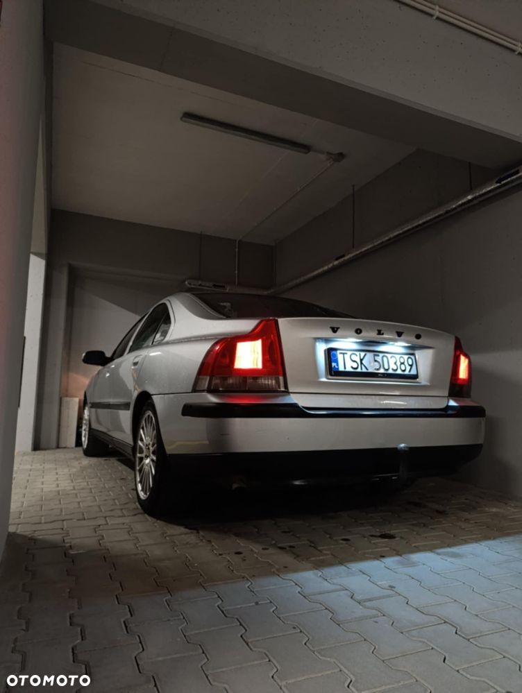 Volvo S60 2.4i - 8