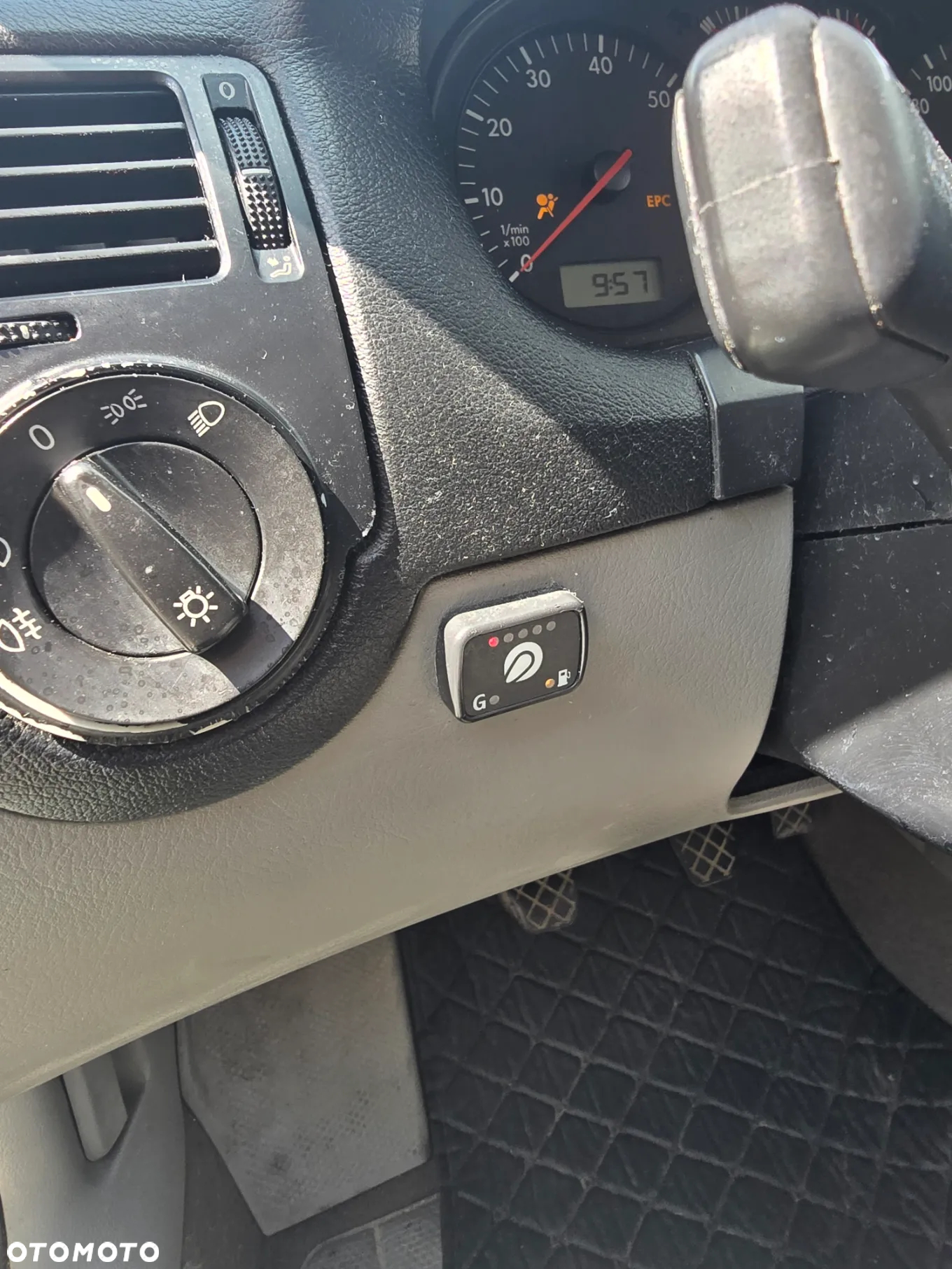 Volkswagen Bora 1.6 Basis - 10