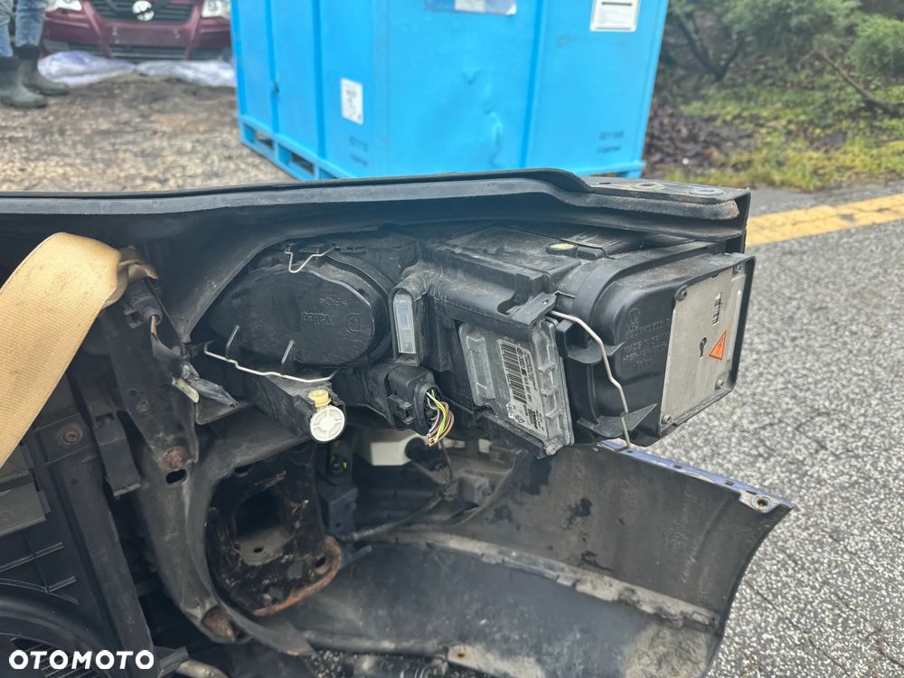 PRZÓD ZDERZAK PDC PAS BIXENON PASSAT B6 - 7