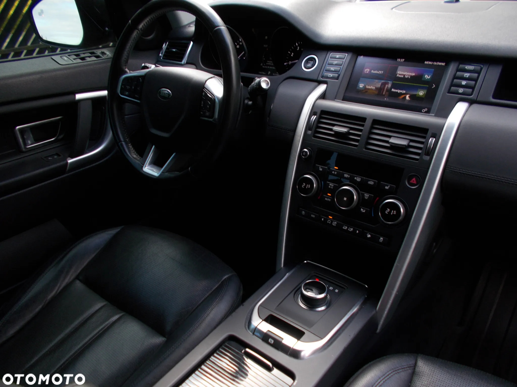 Land Rover Discovery Sport 2.0 Si4 HSE Luxury - 4