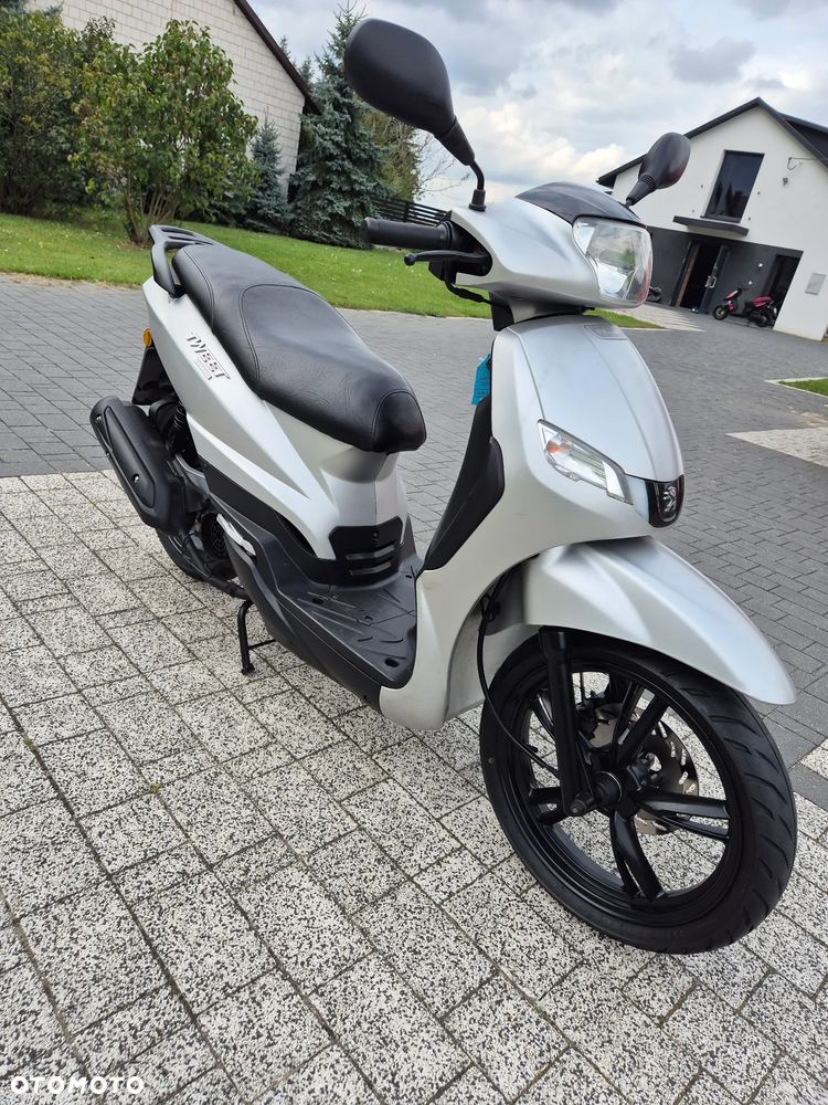 Peugeot Tweet - 2