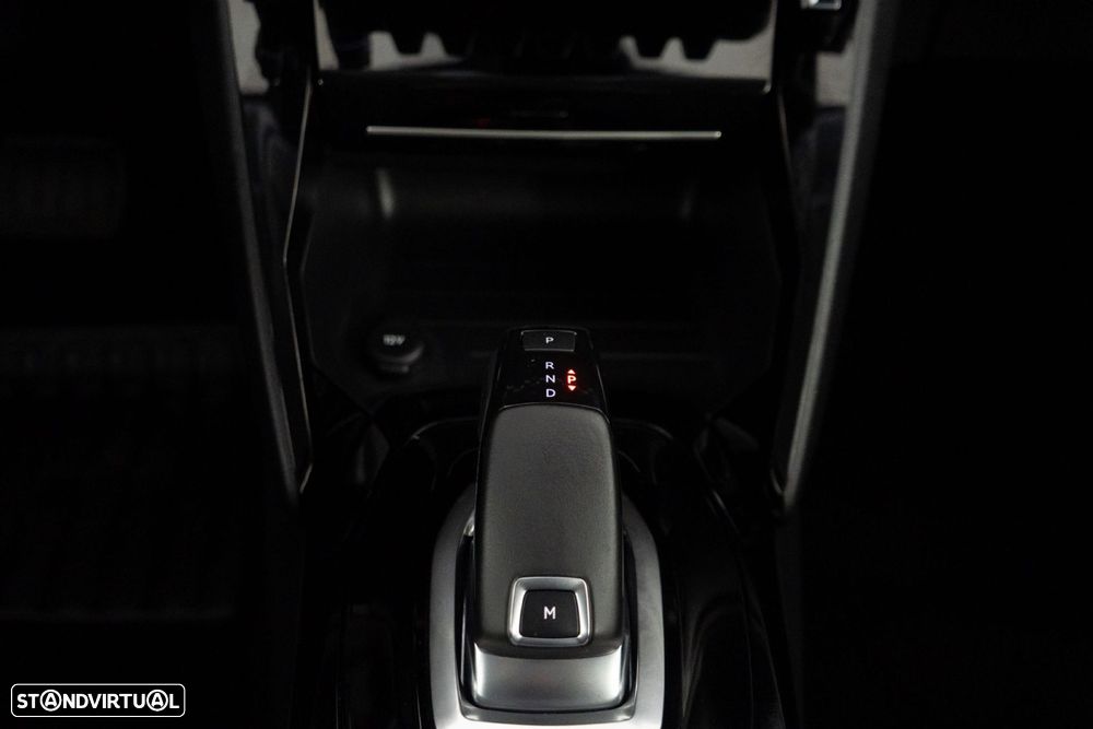 Peugeot 208 1.2 PureTech Allure Pack EAT8 - 19