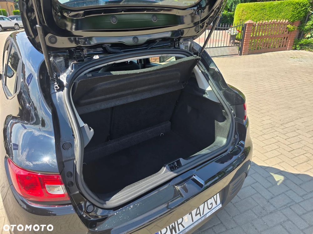 Renault Clio - 18