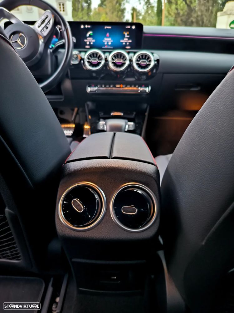 Mercedes-Benz A 250 e AMG Line - 9