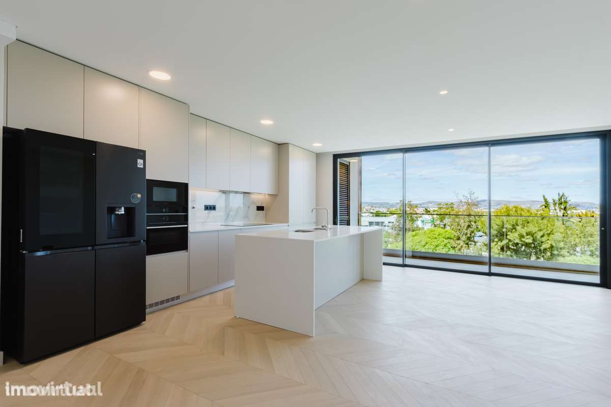 Penthouse T3 Faro, equipado e mobilado - Grande imagem: 2/33