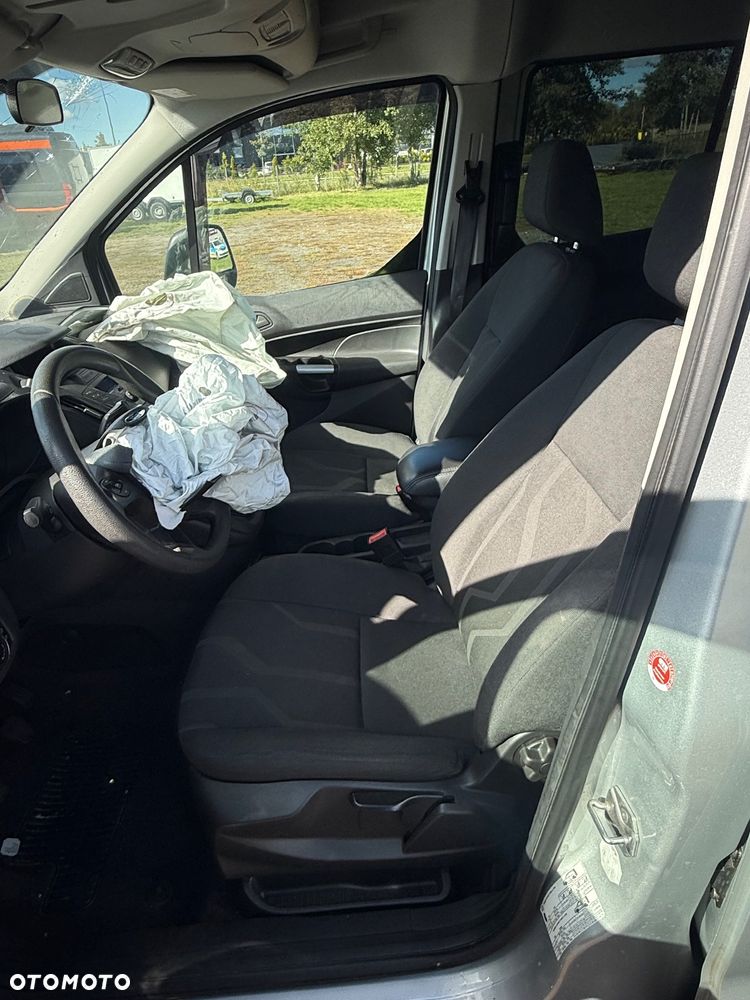Ford Transit Connect - 11