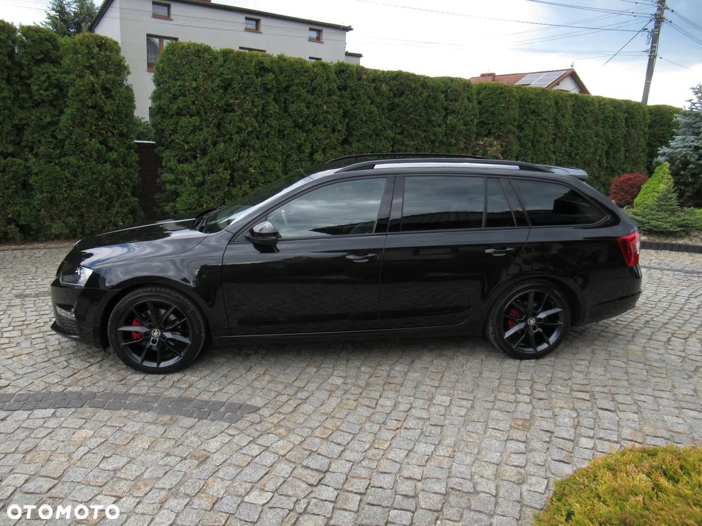 Skoda Octavia 2.0 TDI DSG RS - 10