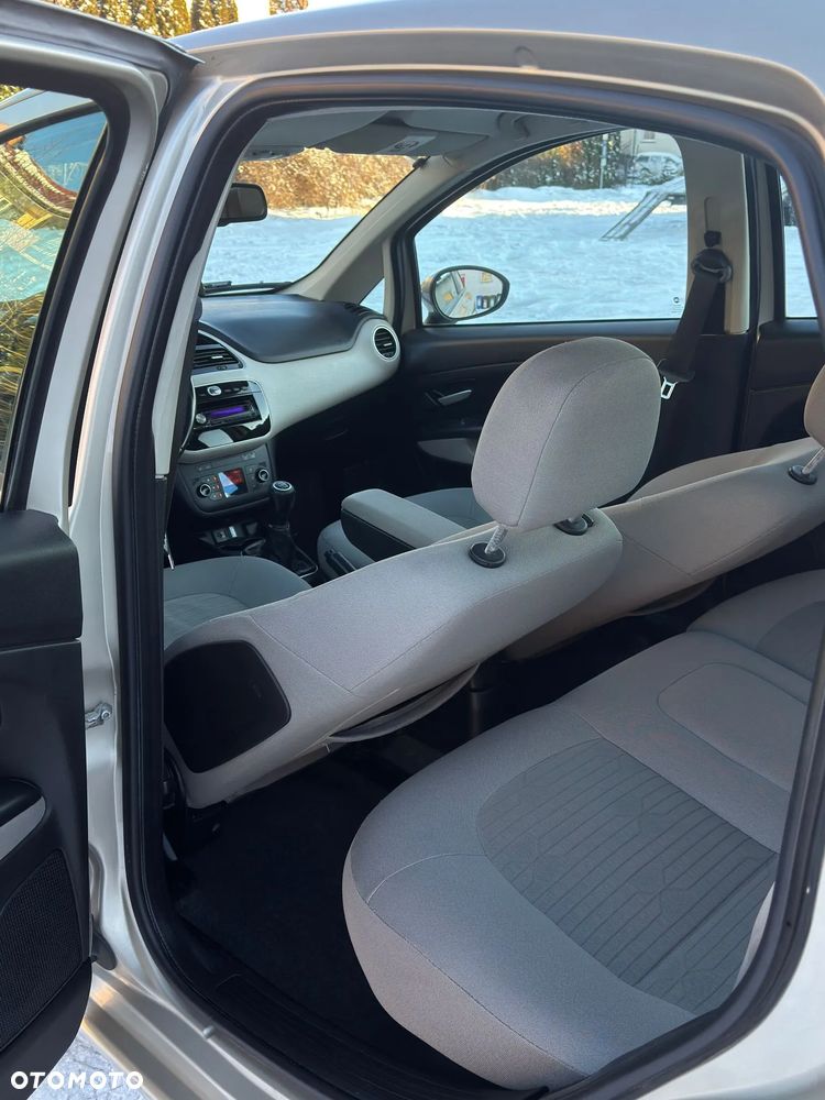 Fiat Linea - 12