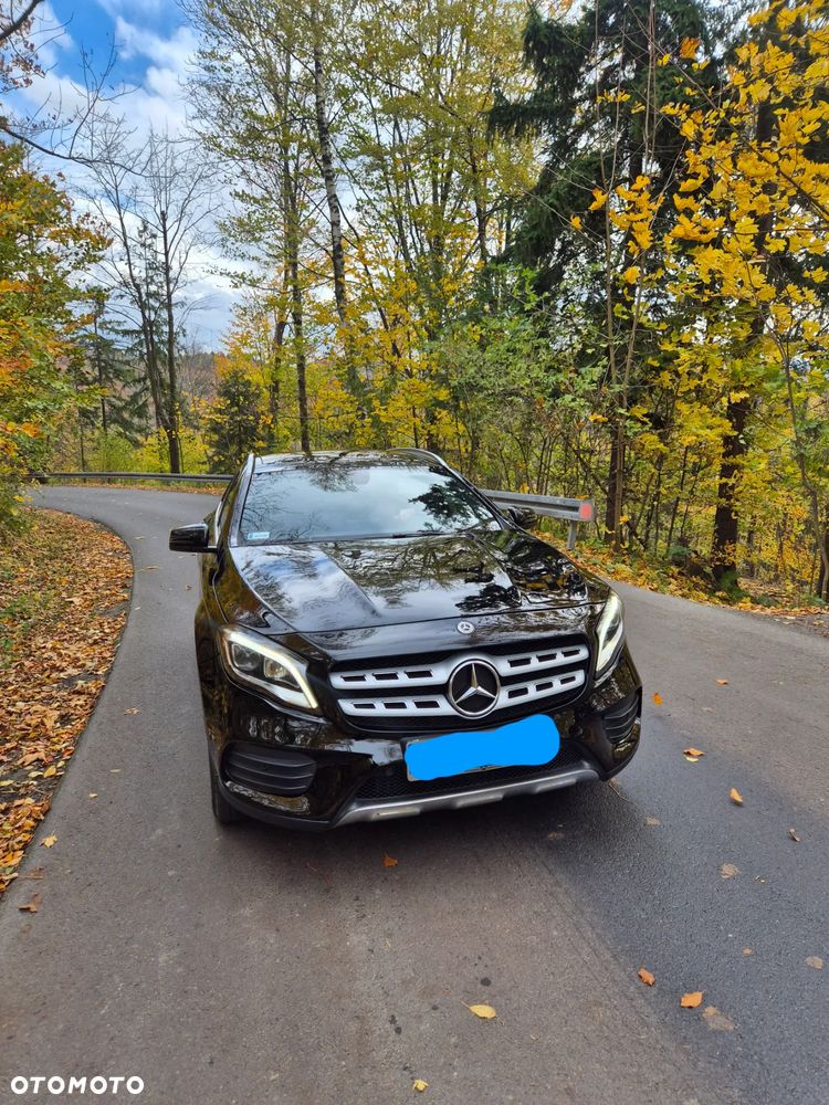 Mercedes-Benz GLA 250 4-Matic - 17