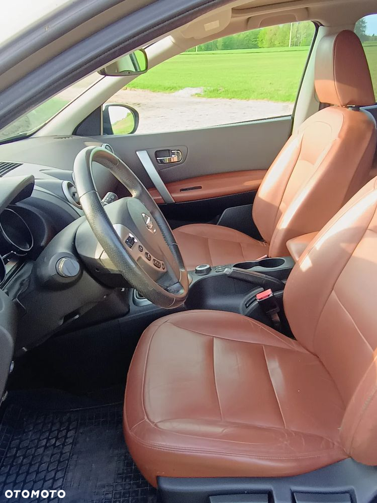 Nissan Qashqai 2.0 4x4 tekna - 11