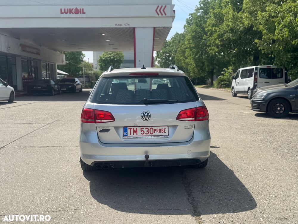 Volkswagen Passat 2.0 Blue TDI SCR Comfortline - 3