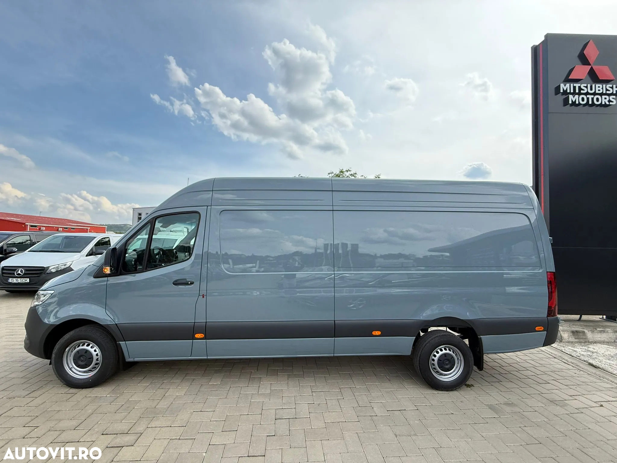 Mercedes-Benz Sprinter - 7