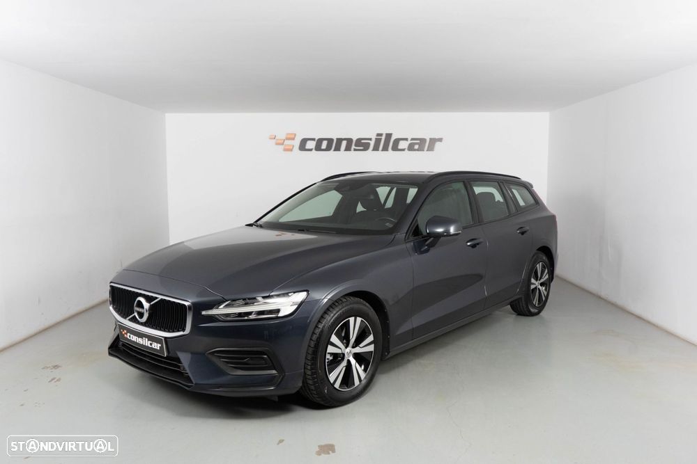 Volvo V60 2.0 D3 Momentum - 1