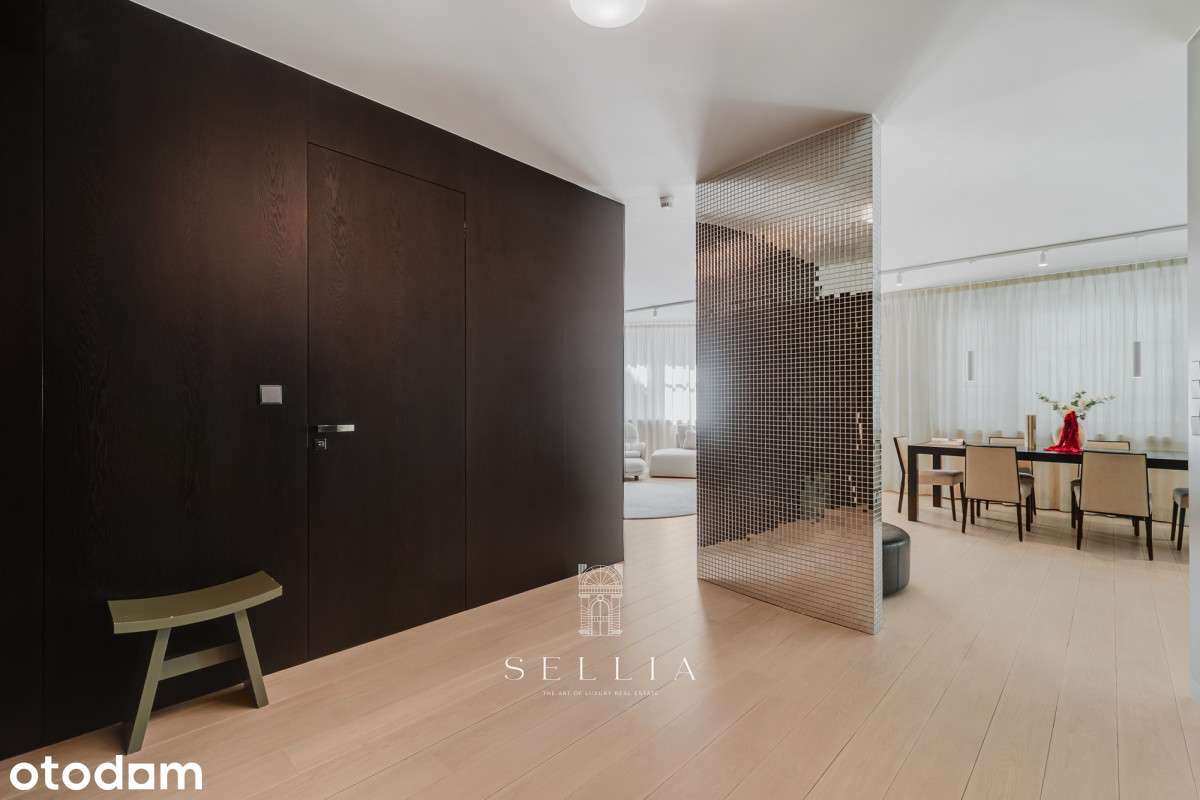 Przestronny apartament w sercu miasta | Grzybowska