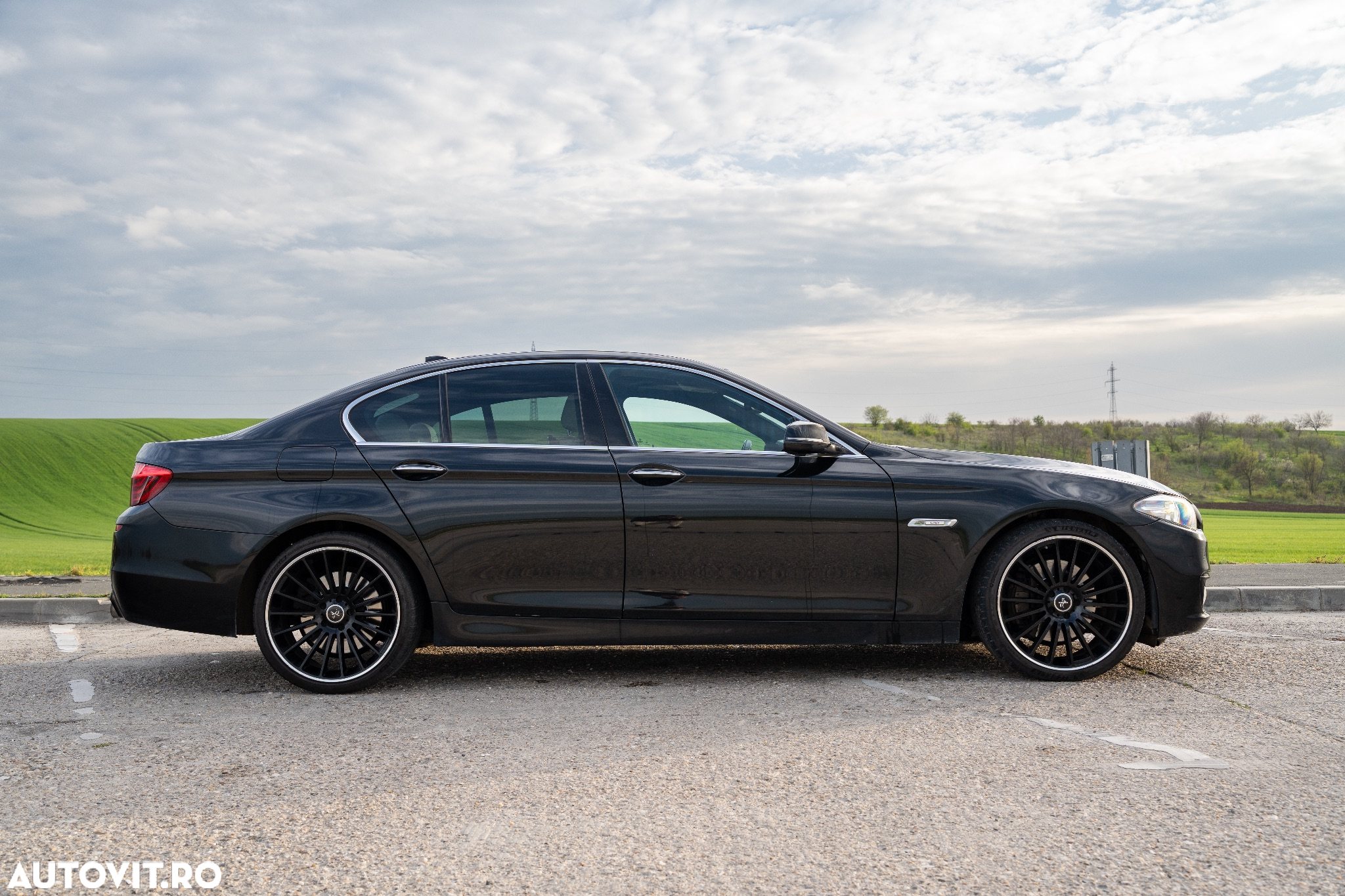 BMW Seria 5 535i xDrive - 4