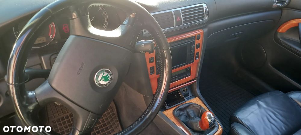 Skoda Superb 2.0 TDI DPF Platinum - 15
