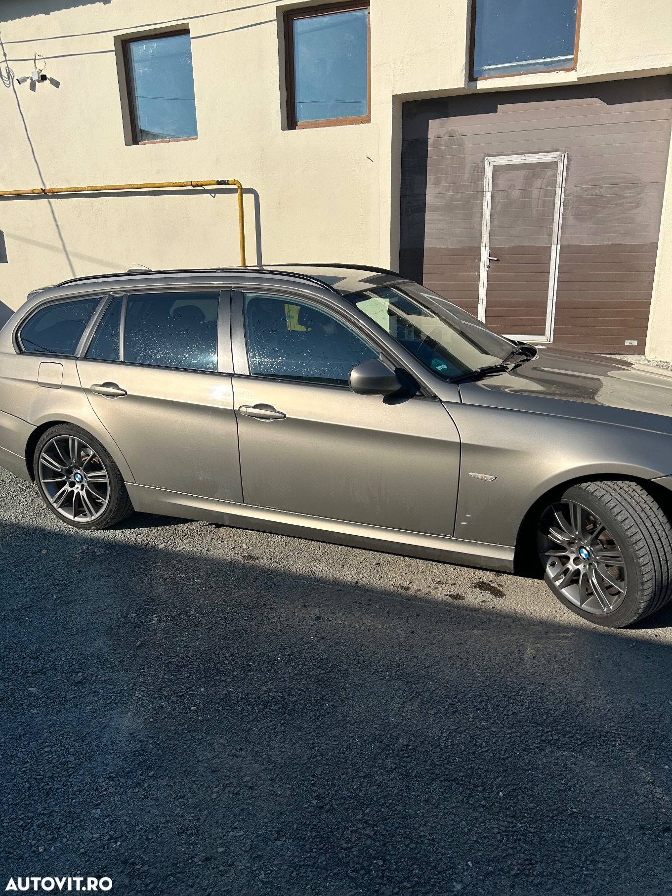 BMW Seria 3 318d DPF Touring Aut. - 8
