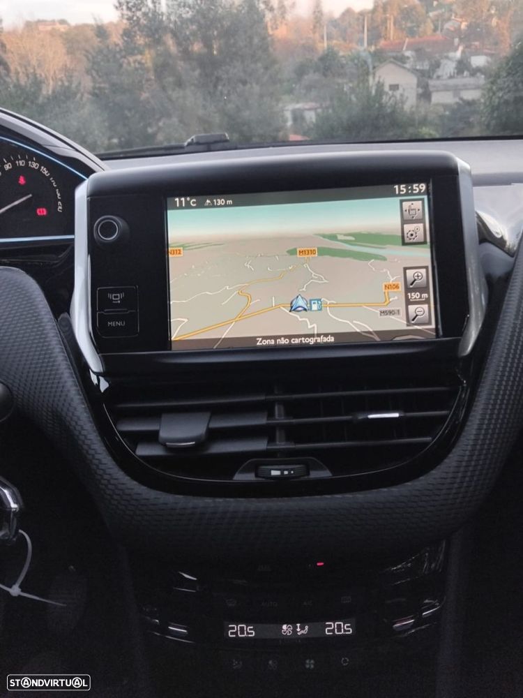 Peugeot 2008 1.6 e-HDi Allure - 13